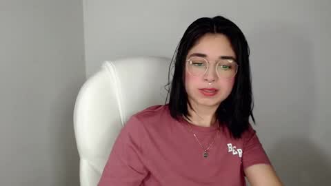 Snapshot of misha__sweet__27 chatting on February 2, 1:34 am misha online show from February 2, 1:34 am