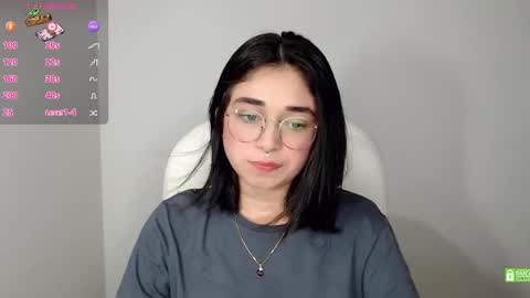 Snapshot of misha__sweet__27 chatting on February 16, 5:37 am misha online show from February 16, 5:37 am