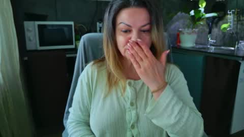 Misha online show from May 19, 7:04 am
