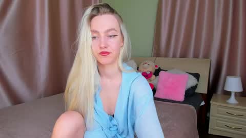 mishapallmer online show from May 4, 1:48 pm