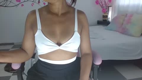 Snapshot of mishka__ chatting on March 1, 8:10 pm Mishka online show from March 1, 8:10 pm