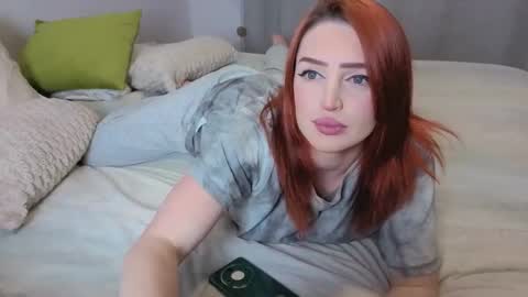 Elora online show from May 10, 10:01 pm