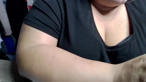 Snapshot of misladyb chatting on September 12, 1:39 am MissLadyB69 online show from September 12, 1:39 am