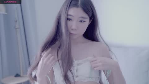 Snapshot of miso_misa chatting on December 21, 9:23 am Misa online show from December 21, 9:23 am