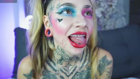 miss___angel online show from May 9, 12:51 pm