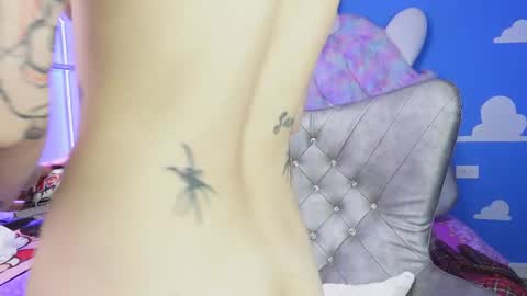 miss___angel online show from October 15, 6:43 pm