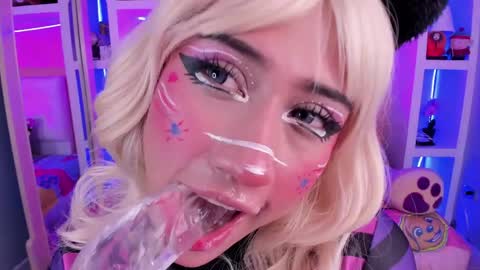 Megan online show from May 14, 2:50 am