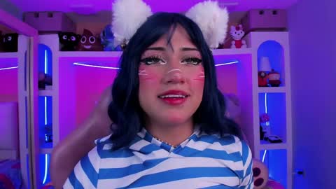 Megan online show from May 25, 2:32 am