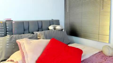 miss__jones_ online show from May 10, 2:24 am
