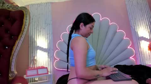 miss__star_ online show from May 14, 4:57 pm