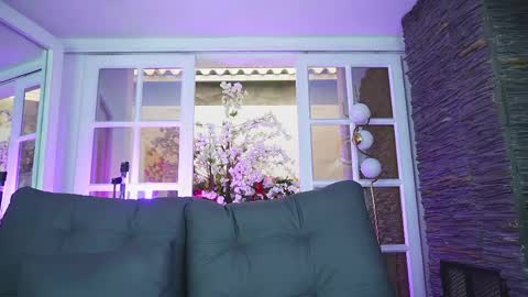 Zoe online show from May 22, 8:40 pm