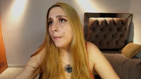 Anny online show from November 18, 4:24 am