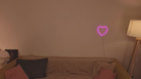 miss_bane online show from November 28, 2:31 pm