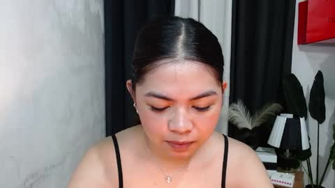 Briella online show from May 8, 4:10 pm