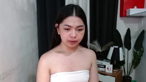 Briella online show from May 14, 7:19 pm