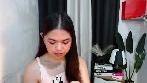 Briella online show from May 11, 4:59 pm
