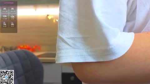 Sandy online show from October 27, 12:39 am