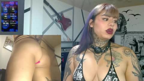 miss_clover online show from May 12, 10:33 am