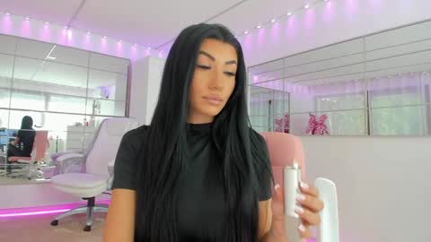 miss_diamond__ online show from May 5, 6:16 am
