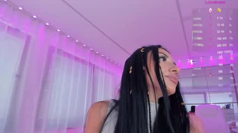 miss_diamond__ online show from May 21, 9:18 am
