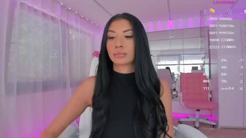miss_diamond__ online show from May 15, 6:49 am