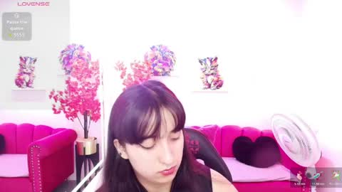 Melanie online show from May 25, 12:48 pm