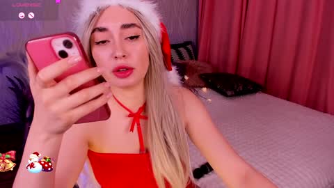 Snapshot of miss_elias chatting on December 25, 6:09 pm Elia online show from December 25, 6:09 pm