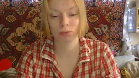 Elis online show from May 14, 11:16 am