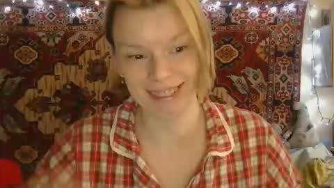 Elis online show from October 7, 11:25 am