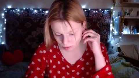 Elis online show from December 4, 12:03 pm