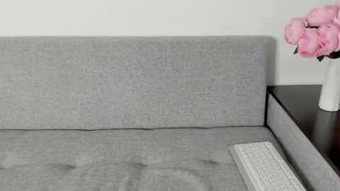 Emily online show from October 18, 11:06 pm