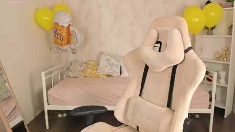 Eva online show from September 25, 1:04 am