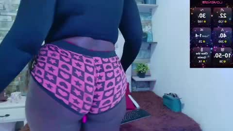 miss_evans_ online show from May 14, 4:57 pm