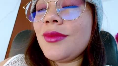 Snapshot of miss_evoleth2 chatting on September 14, 6:06 pm Miss Evoleth online show from September 14, 6:06 pm