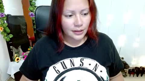 Snapshot of miss_evoleth2 chatting on February 10, 4:19 am Miss Evoleth online show from February 10, 4:19 am