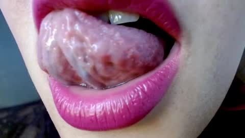 Snapshot of miss_evoleth2 chatting on February 8, 9:15 pm Miss Evoleth online show from February 8, 9:15 pm