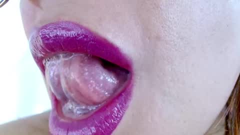 Snapshot of miss_evoleth2 chatting on September 23, 8:29 pm Miss Evoleth online show from September 23, 8:29 pm