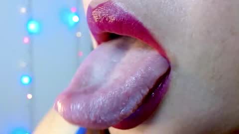 Snapshot of miss_evoleth2 chatting on February 27, 5:56 am Miss Evoleth online show from February 27, 5:56 am