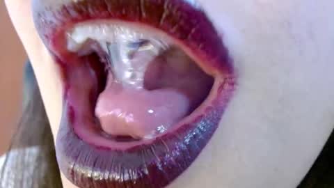 Snapshot of miss_evoleth2 chatting on September 15, 8:05 pm Miss Evoleth online show from September 15, 8:05 pm