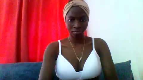 miss_fabbyton online show from September 26, 11:30 am