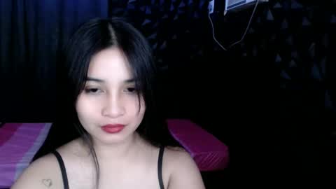 miss_innocent18 online show from January 3, 6:03 pm