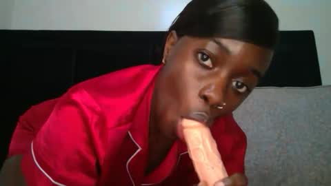 Snapshot of miss_jamilla255 chatting on September 22, 6:45 am SensuElle WHAT I DONT SHOW HERE... YOULL ONLY SEE IN PRIVATE online show from September 22, 6:45 am