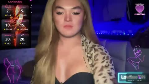 miss_josefy_xxx online show from April 4, 8:07 pm