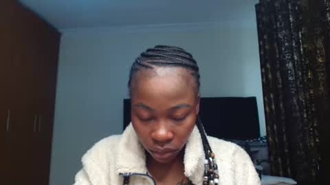 Miss Kiarrafit online show from March 5, 8:43 am