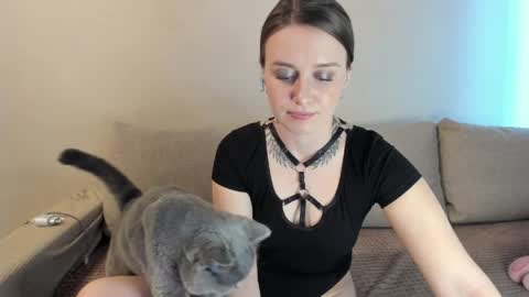 Kitty online show from May 3, 3:10 am