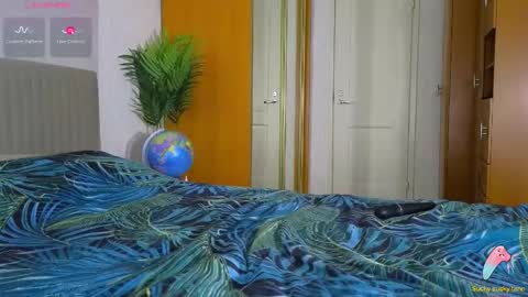 Laura online show from May 26, 12:04 pm