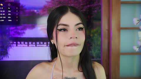 miss_lucyla online show from January 20, 11:02 am