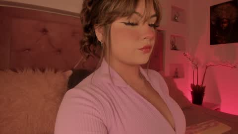 Melissa   online show from December 14, 1:27 pm