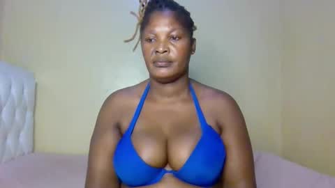 MILLY online show from May 13, 7:19 pm