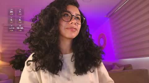 Amy Olivera online show from May 19, 1:07 pm